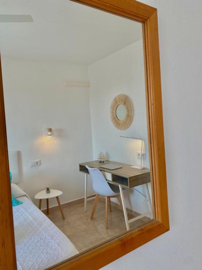 Apartament Sa Farola - Ac, Wifi , Pool, Beach Cala'N Blanes  Exterior foto