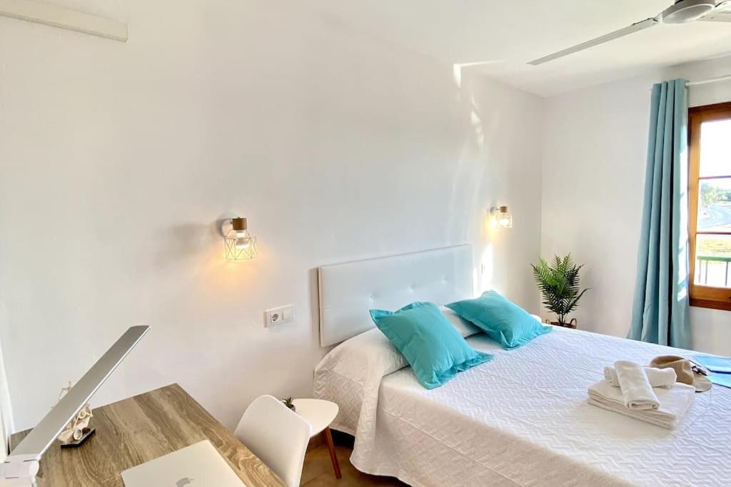 Apartament Sa Farola - Ac, Wifi , Pool, Beach Cala'N Blanes  Exterior foto